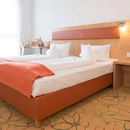 Aviva By Apolonia Hotel