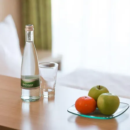 Hotel Aviva By Apolonia 3*