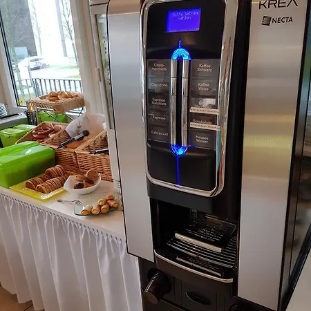 Hotel Aviva By Apolonia 3*