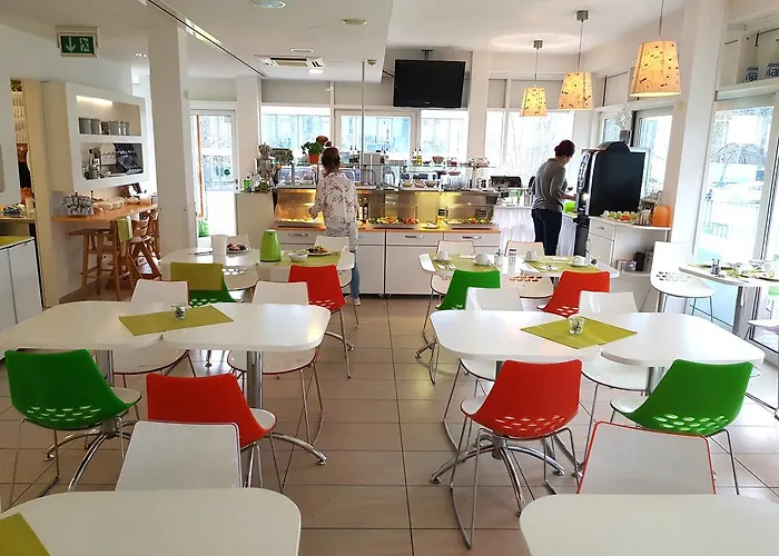 Aviva By Apolonia 3*